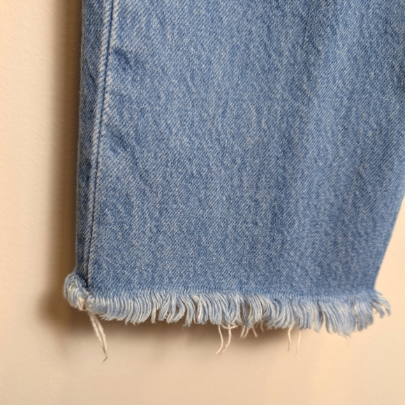 Levi's Premium Big E Wedgie Straight Frayed Raw Hem Jeans Size 26 - Picture 6 of 9